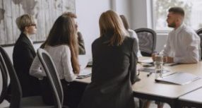Comment utiliser l&rsquo;IA pour son storytelling de marque… sans perdre son authenticité