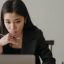 Le paradoxe de la productivité avec l&rsquo;IA : Pourquoi les entreprises ne perçoivent pas son impact ?