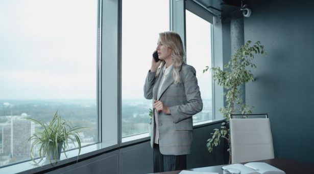 66 % des dirigeants québécois considèrent l&rsquo;IA comme un « mal nécessaire »