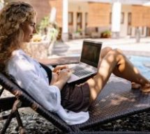 « Bleisure » : quelle est cette tendance qui mêle déplacement professionnel et… vacances ?