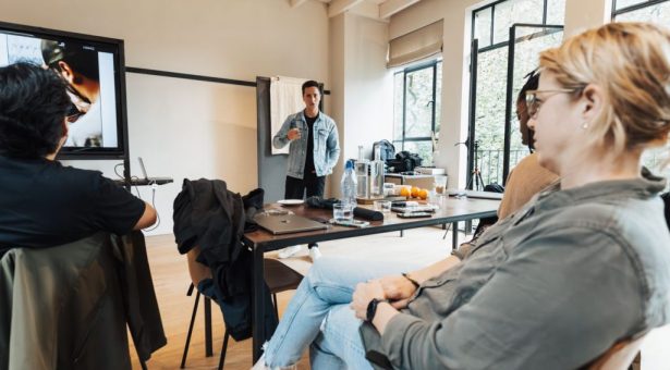 La loi française sur la reconversion professionnelle est-elle applicable au Québec ?