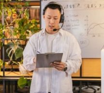 Différence entre un vendeur « qui pousse » et « qui comprend » : l’approche qui transforme vos résultats