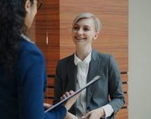 IA au travail : les grands principes à appliquer pour les professionnels des RH