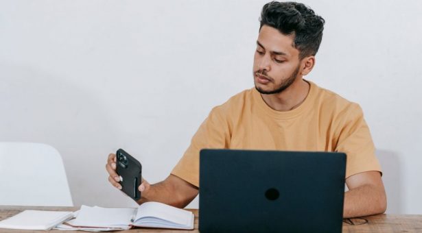 Et si le bonheur se trouvait… dans le «surtravail» ?
