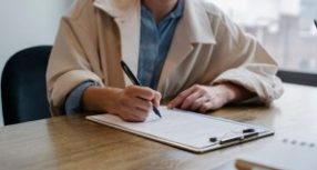 L&rsquo;IA : chance ou ruine du CV ?
